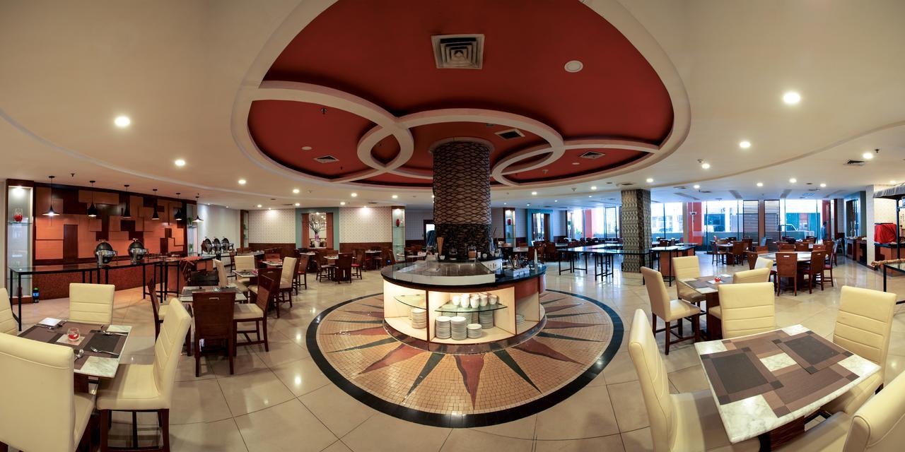 Horison Arcadia Mangga Dua Hotel Jakarta Exterior photo